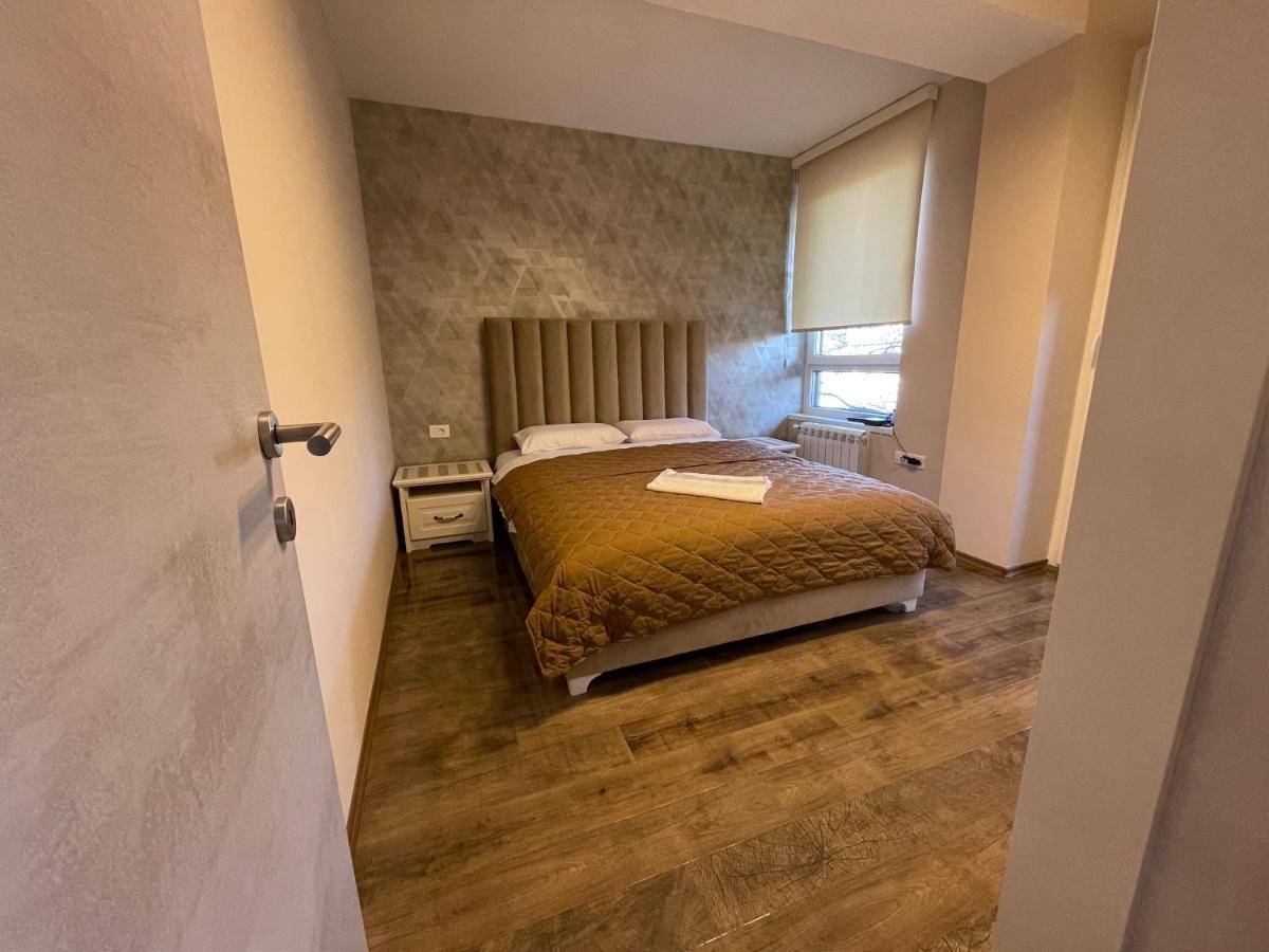 Roosevelt Apartment Szkopje Kültér fotó